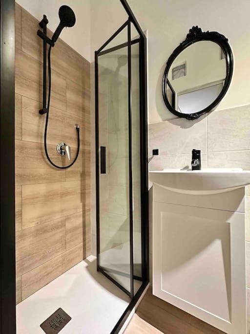 Appartamento Warm Retreat In The Heart Of Cls Station Firenze