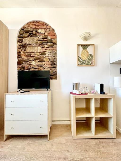Warm Retreat In The Heart Of Cls Station Appartamento